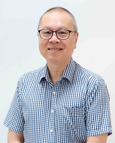 Photo of Prof Teh Ming